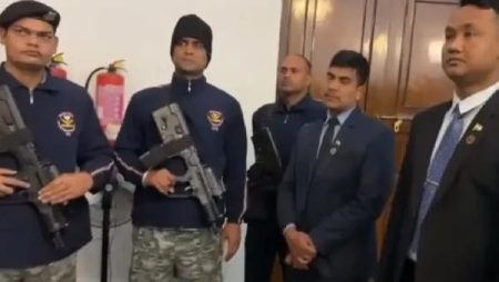 ରାଜ୍ୟପାଳ ସି.ଭି. ଆନନ୍ଦ ବୋଷଙ୍କୁ ହତ୍ୟା ଧମକ ମିଳିବା ପରେ ତଦନ୍ତ ଆରମ୍ଭ