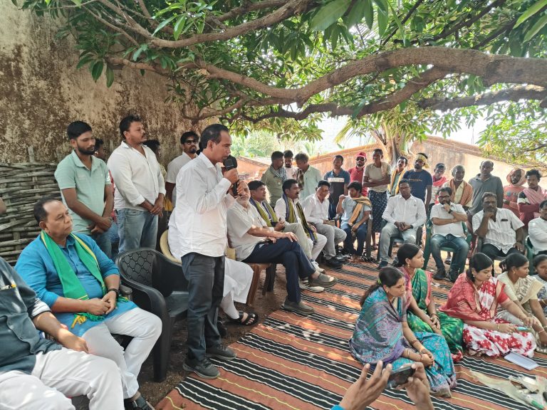 ରାୟଗଡ଼ା ଜିଲ୍ଲା କାଶୀପୁର ସିଯିମାଳି ଅଞ୍ଚଳରେ ଆଦିବାସୀ ଙ୍କ ଉପରେ ହୋଇଥିବା ଦମନ ଲୀଳା କୁ ବିରୋଧ