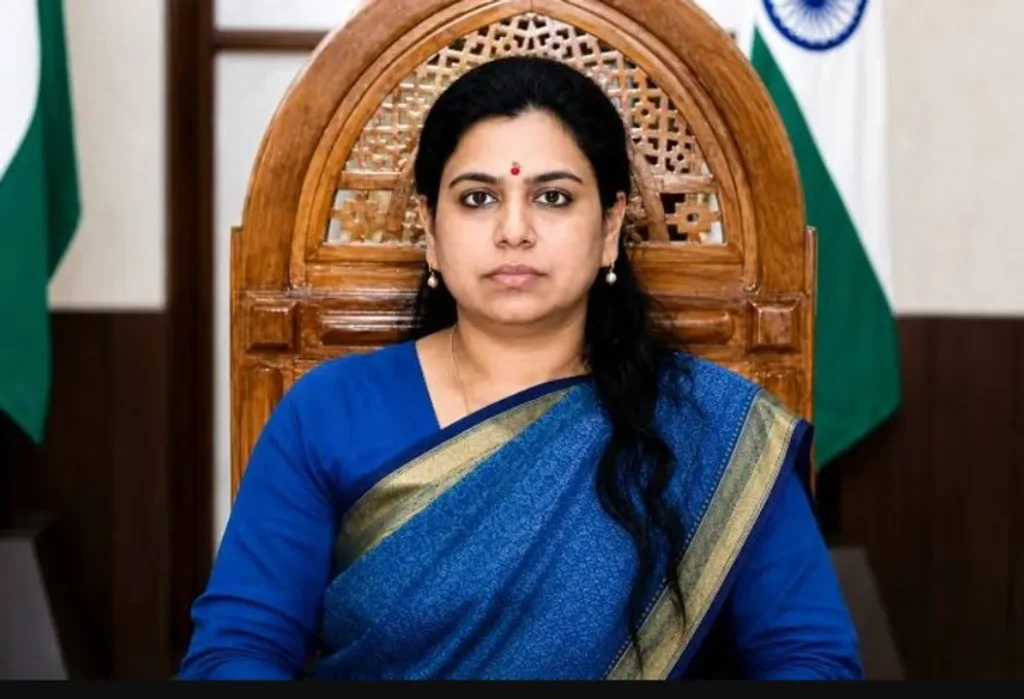 ୧୩ ବର୍ଷର ସେବାର ଅନ୍ତ; IASଙ୍କ ଇସ୍ତଫା କାହାଣୀ